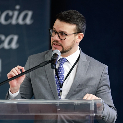 Carlos Helder Menezes Carlos Helder Menezes