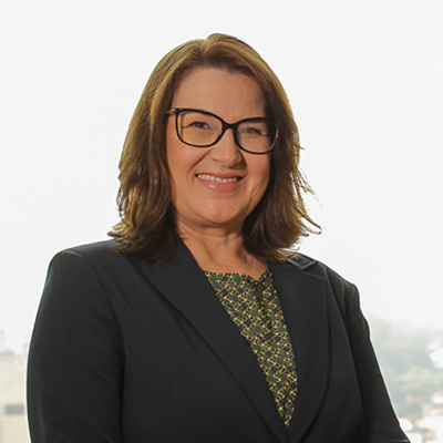 Nádia Demoliner Lacerda