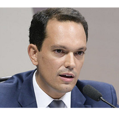 Vitor Eduardo de Almeida Saback Vitor Eduardo de Almeida Saback