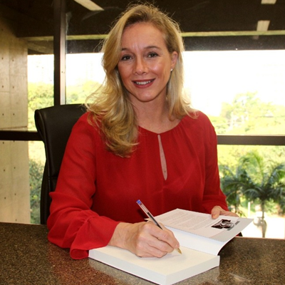 Carmen Silvia L. de Arruda Carmen Silvia L. de Arruda