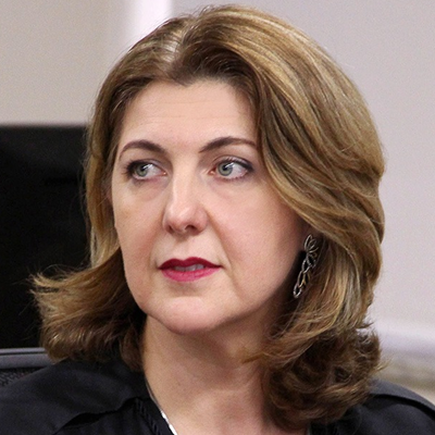 Taís Schilling Ferraz Taís Schilling Ferraz