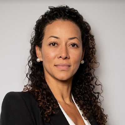 Débora Cassiano Redmond